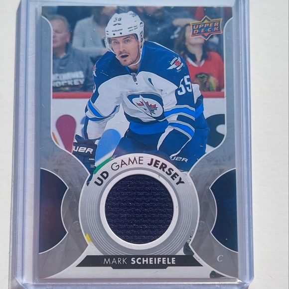 Mark Scheifele Upper Deck Game-Used Jersey Card Winnipeg Jets 2017/18 - Picture 1 of 2